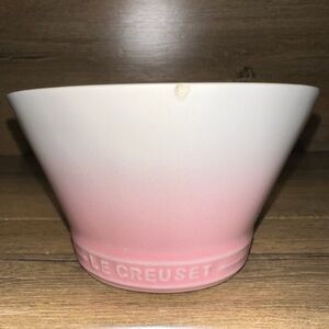 LE CREUSET Kobe Neo Medium Bowl in Powder Pink - CHIP Noodle Rice Dessert Soup